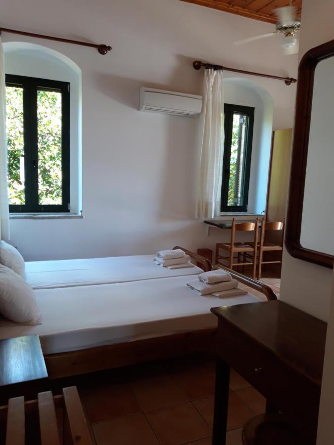 Skardamoula'S Studios And Apartments, 2 Kardhamili Ngoại thất bức ảnh