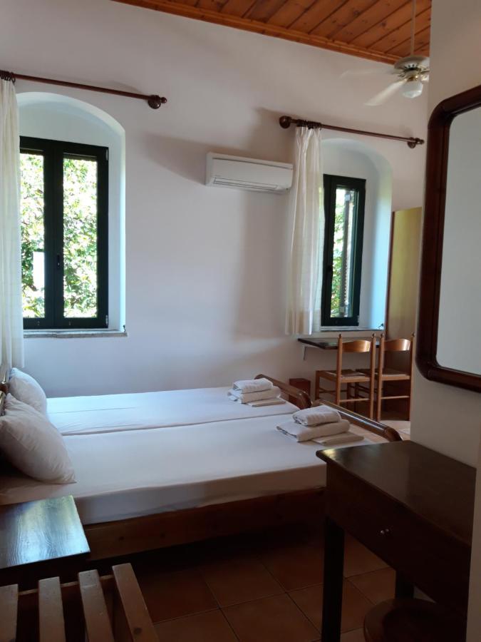 Skardamoula'S Studios And Apartments, 2 Kardhamili Ngoại thất bức ảnh
